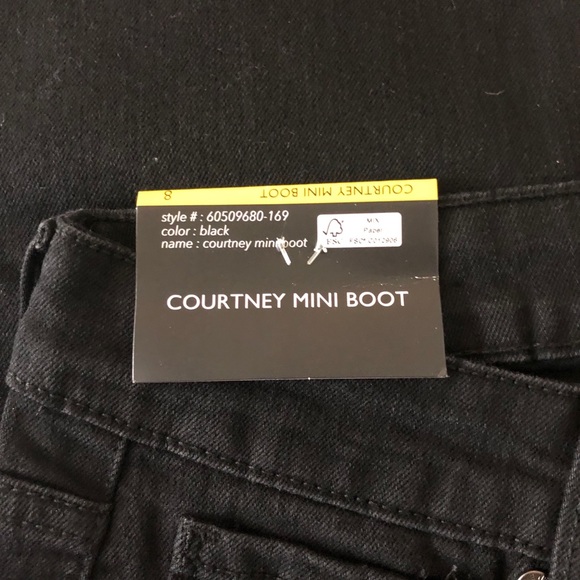 NWT Nine West Courtney Mini Boot Jeans - Picture 8 of 8